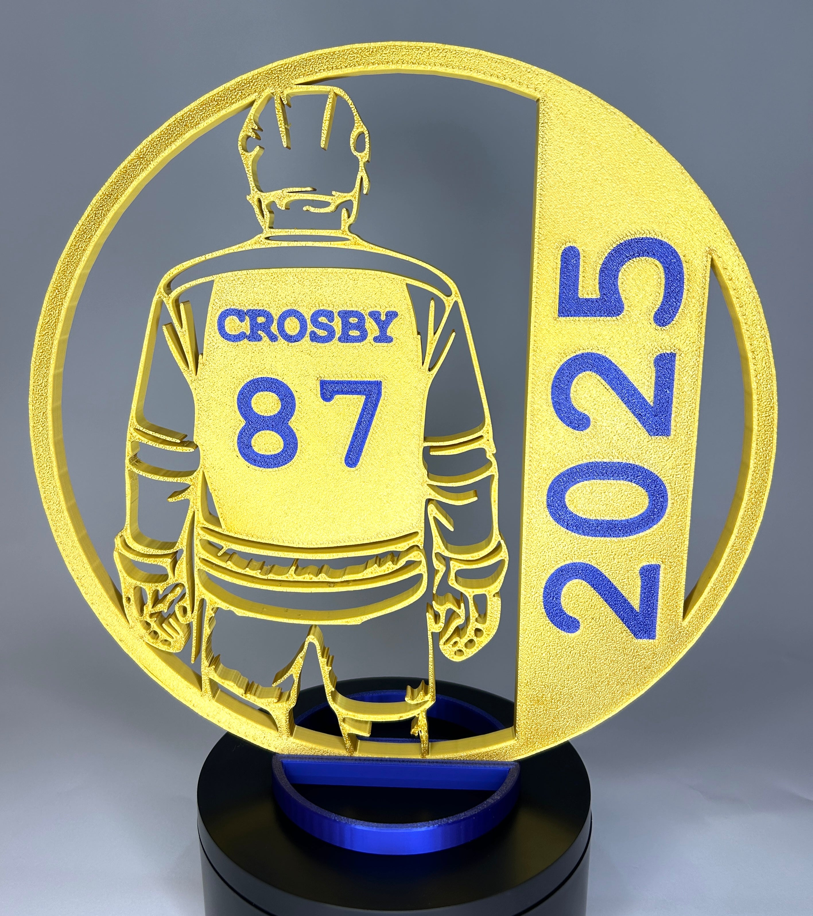 Hockey Player Centerpiece – Unique Jagged Edge Outline – 3D Printed Sports Display - 8"