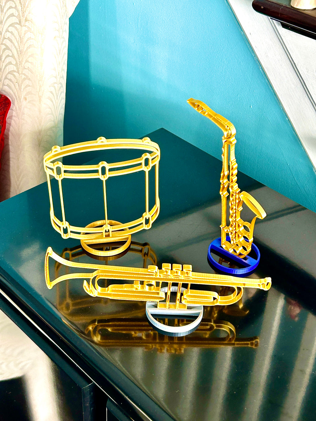 Gold band instrument banquet table centerpieces