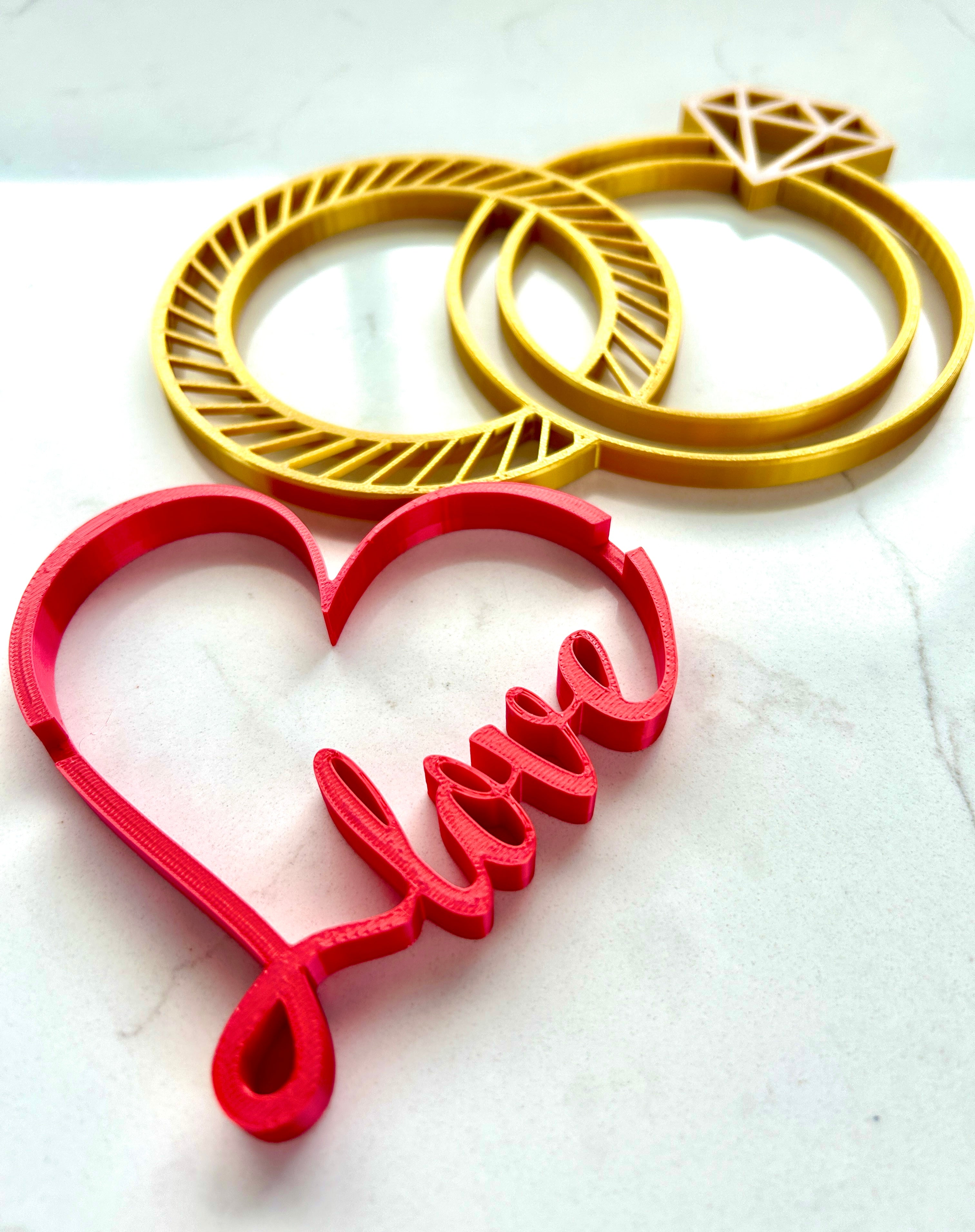 Golden Wedding Rings Centerpiece: LOVE Heart Base, Bridal Shower Decor